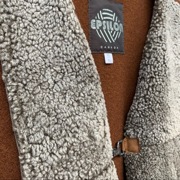 ❌SOLD❌ Sherpa genuine sheepskin and Chestnut Brown wool sleeveless jacket vest - Picture 4 of 9